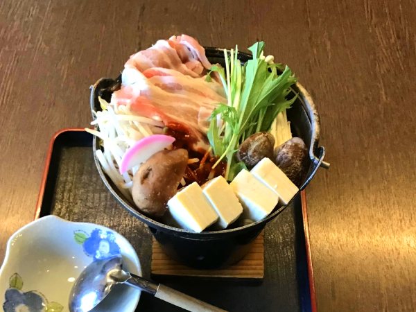 豚バラトマトキムチ鍋
